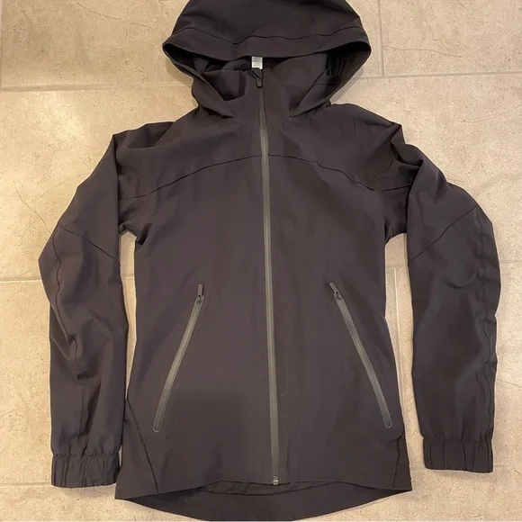 lululemon athletica Black Hooded Jacket - Picture 1 of 5